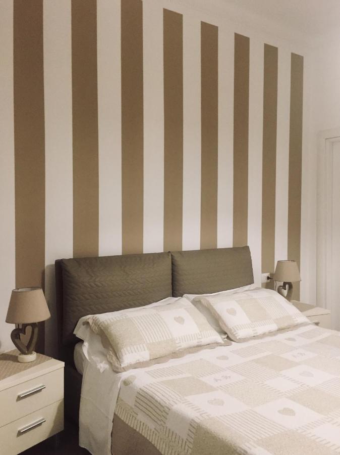 Affittacamere E Appartamenti - Rent Rooms And Apartments Le Camere Nel Corso - Adults Only لا سبيتسْيا المظهر الخارجي الصورة