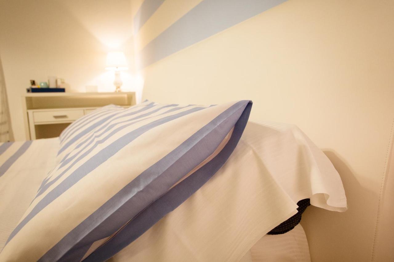 Affittacamere E Appartamenti - Rent Rooms And Apartments Le Camere Nel Corso - Adults Only لا سبيتسْيا المظهر الخارجي الصورة