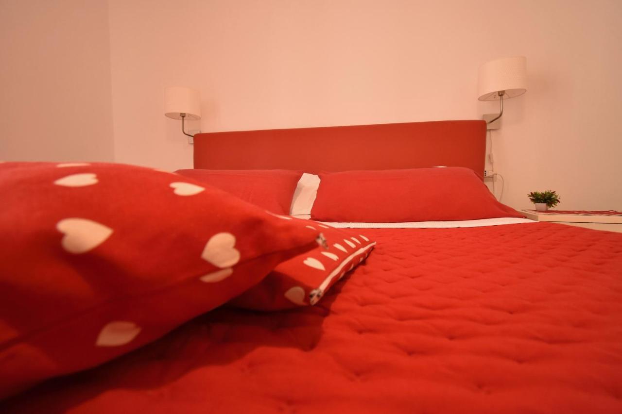 Affittacamere E Appartamenti - Rent Rooms And Apartments Le Camere Nel Corso - Adults Only لا سبيتسْيا المظهر الخارجي الصورة