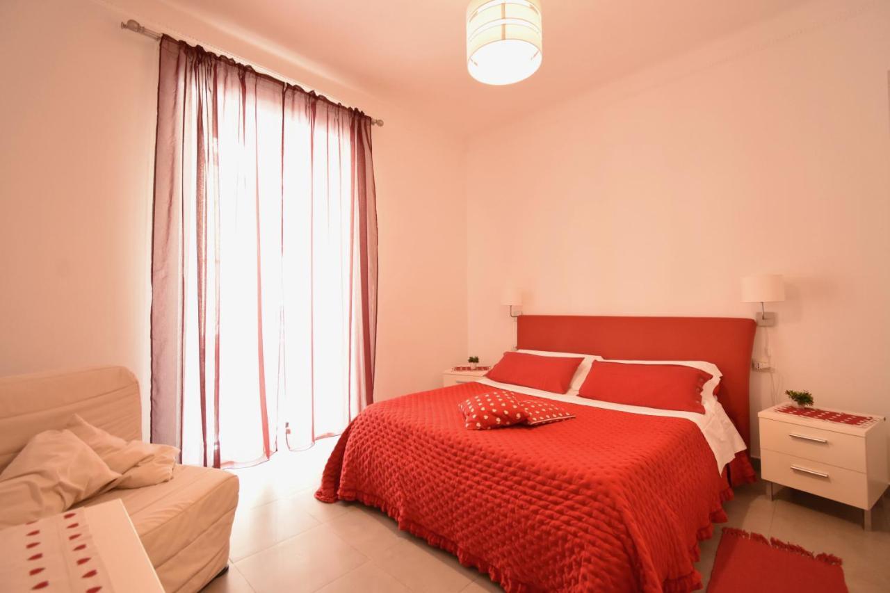 Affittacamere E Appartamenti - Rent Rooms And Apartments Le Camere Nel Corso - Adults Only لا سبيتسْيا المظهر الخارجي الصورة