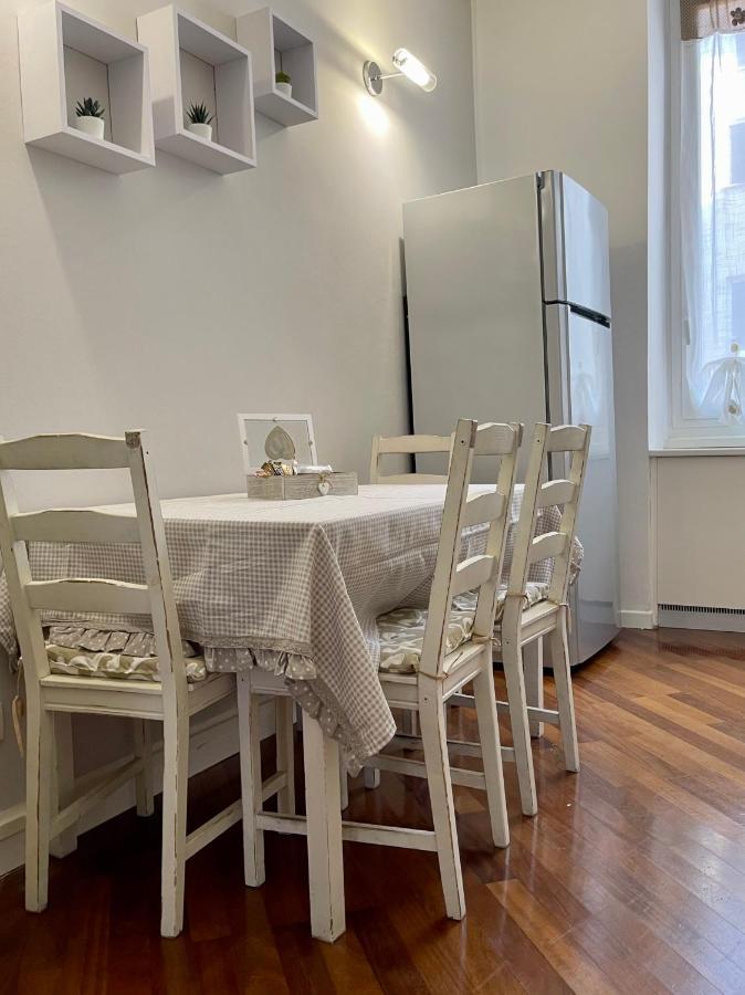 Affittacamere E Appartamenti - Rent Rooms And Apartments Le Camere Nel Corso - Adults Only لا سبيتسْيا المظهر الخارجي الصورة