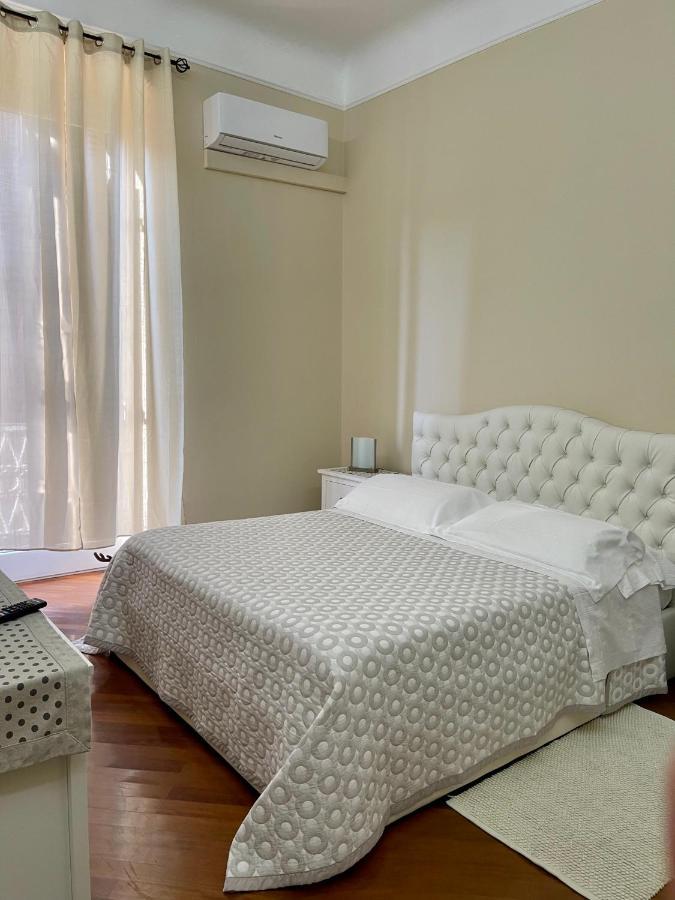 Affittacamere E Appartamenti - Rent Rooms And Apartments Le Camere Nel Corso - Adults Only لا سبيتسْيا المظهر الخارجي الصورة