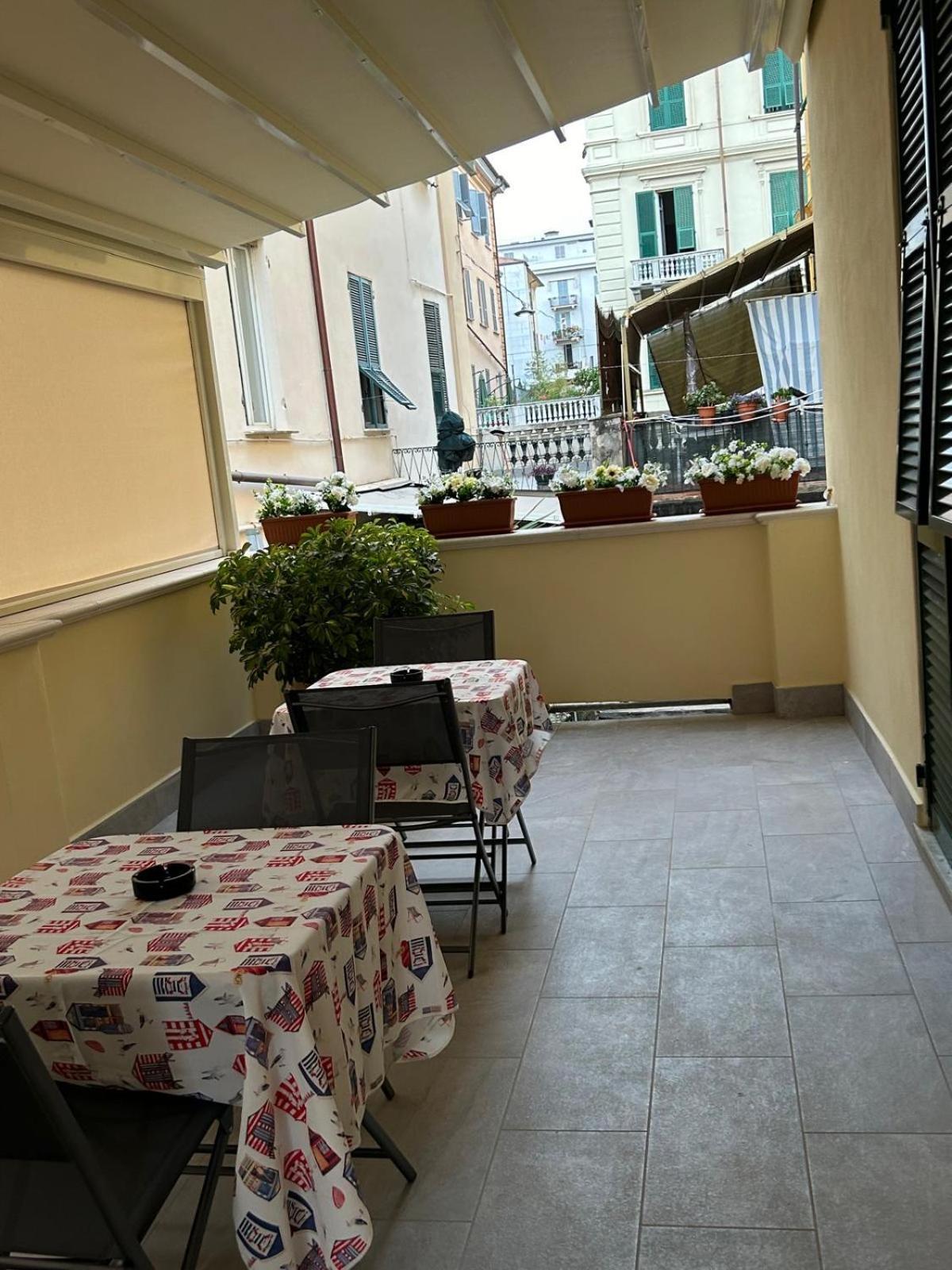 Affittacamere E Appartamenti - Rent Rooms And Apartments Le Camere Nel Corso - Adults Only لا سبيتسْيا المظهر الخارجي الصورة