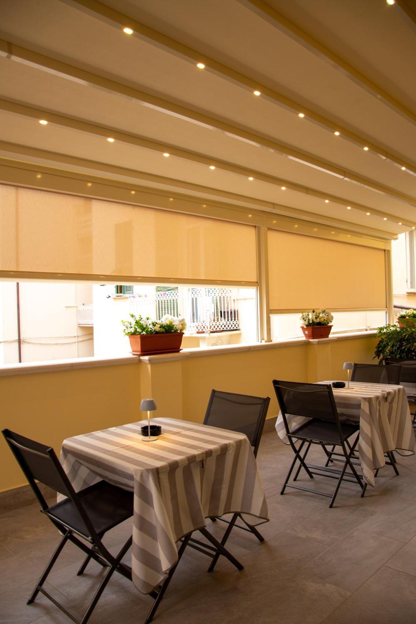 Affittacamere E Appartamenti - Rent Rooms And Apartments Le Camere Nel Corso - Adults Only لا سبيتسْيا المظهر الخارجي الصورة