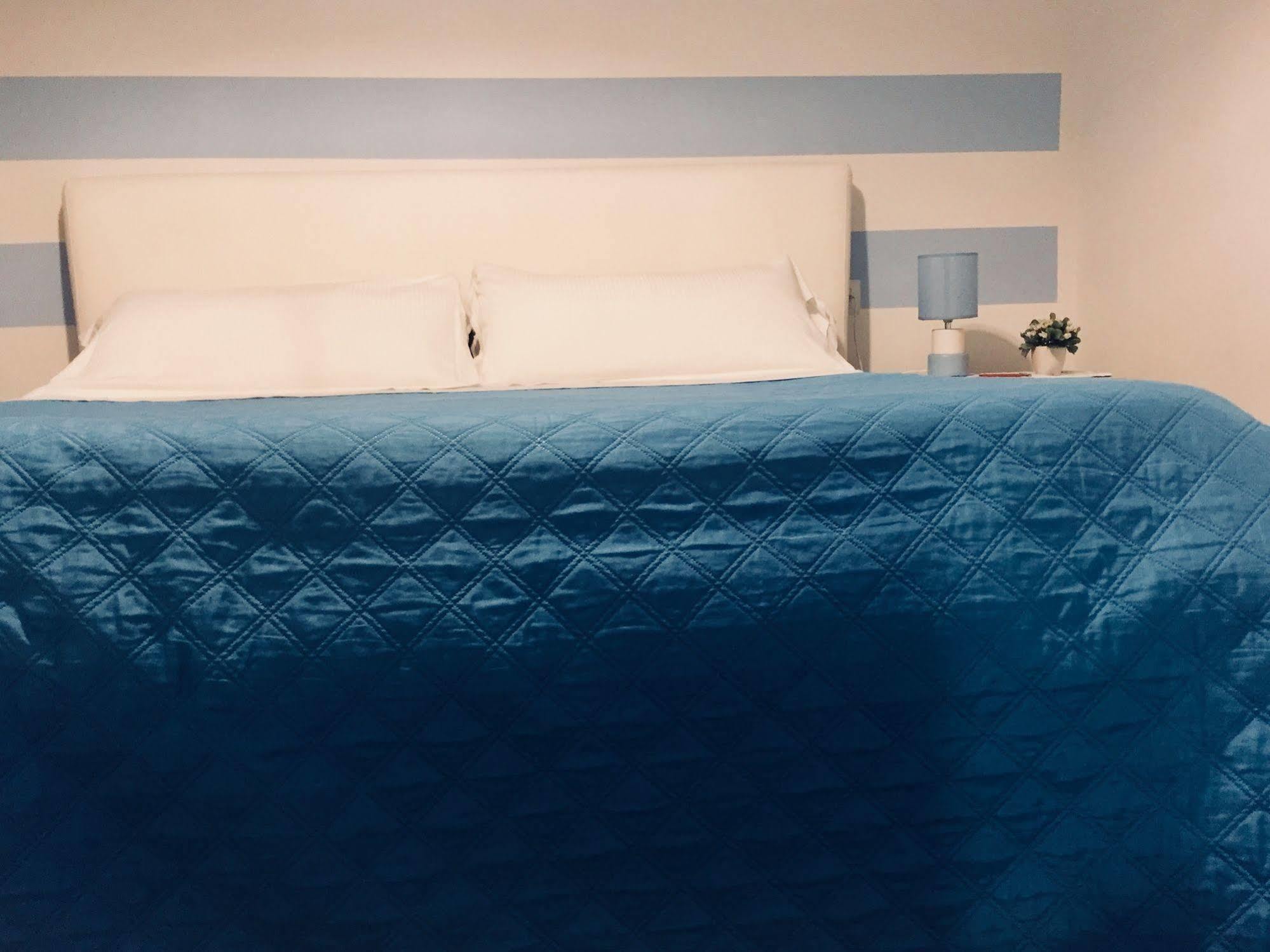 Affittacamere E Appartamenti - Rent Rooms And Apartments Le Camere Nel Corso - Adults Only لا سبيتسْيا المظهر الخارجي الصورة