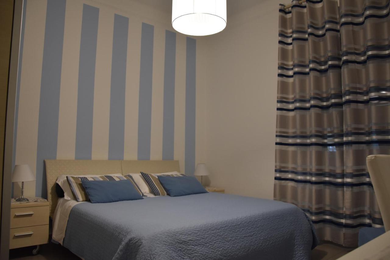 Affittacamere E Appartamenti - Rent Rooms And Apartments Le Camere Nel Corso - Adults Only لا سبيتسْيا المظهر الخارجي الصورة